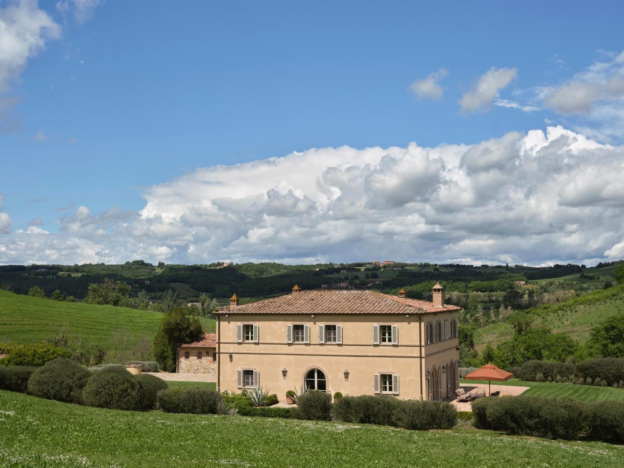 Rosewood Castiglion Del Bosco Hotel Montalcino Exterior foto