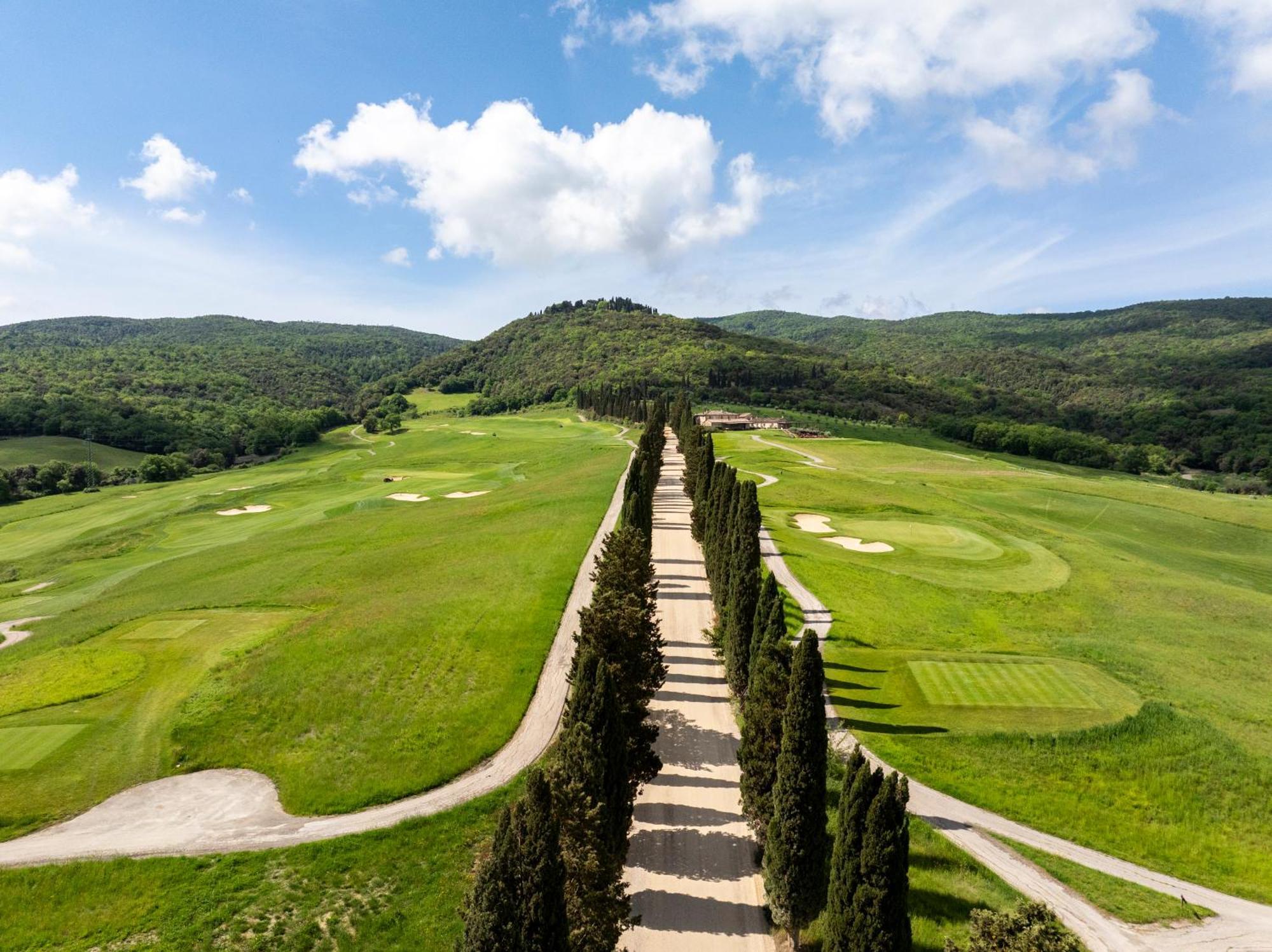 Rosewood Castiglion Del Bosco Hotel Montalcino Exterior foto